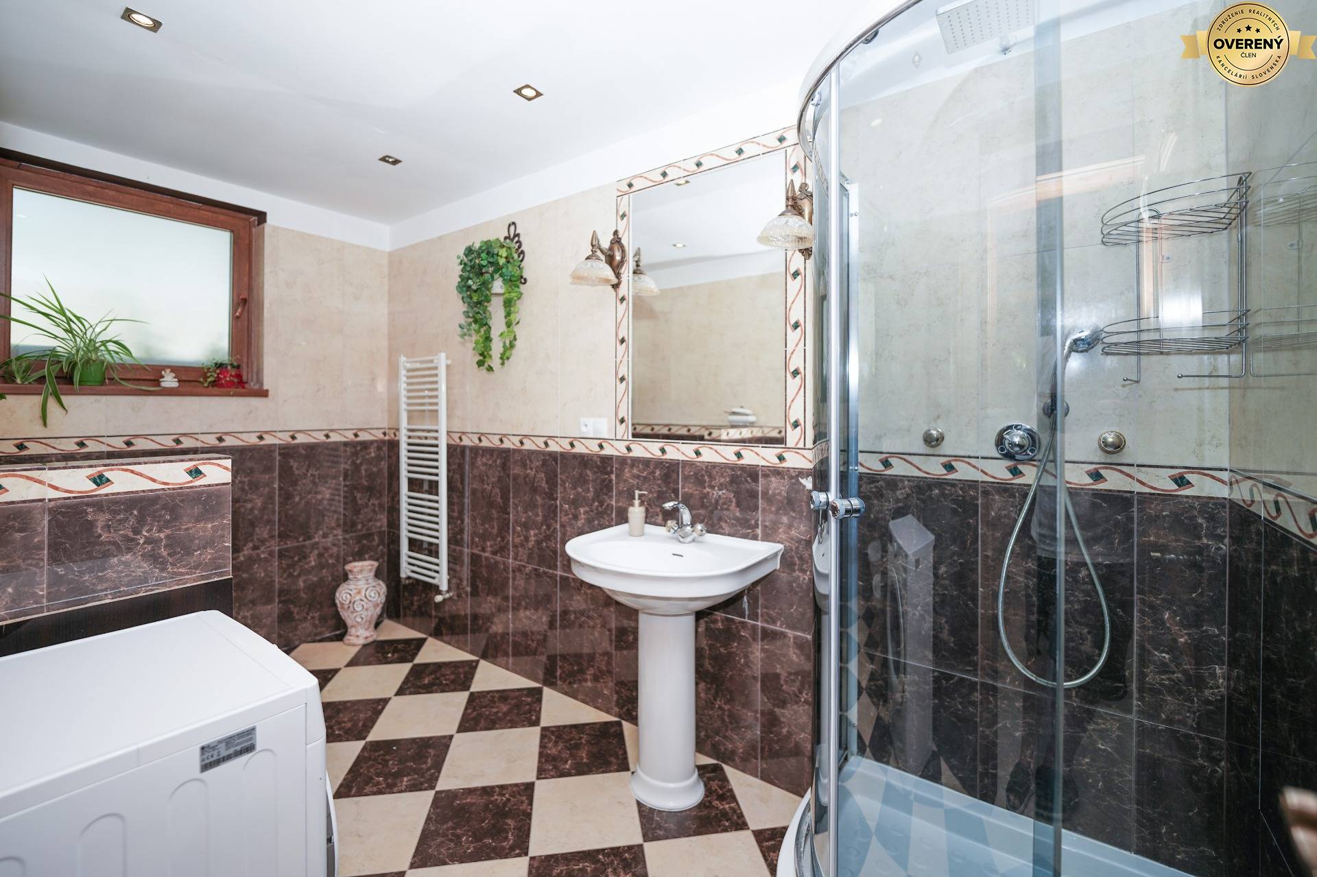 predaj_Rovinka_rodinnydom_nehnutelnosti_reality_Bratislava_vila